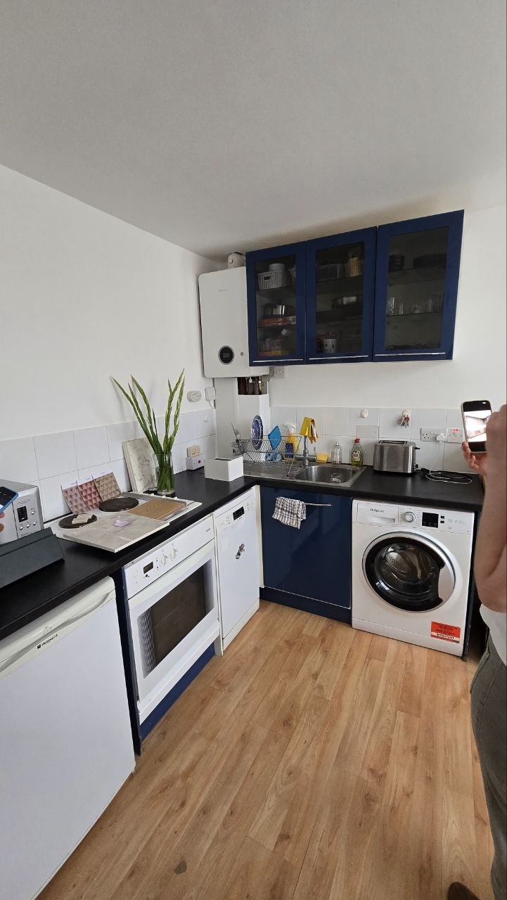 Kitchen refurbishment with new cabinetry and worktops